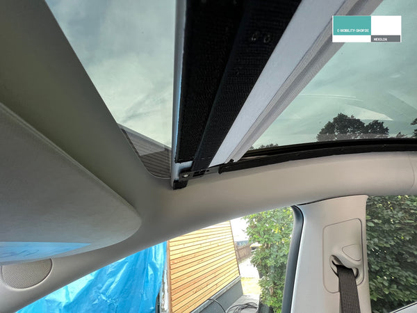 Sonnenschutz-Plissee Tesla Model Y, E-Mobility Shop, Montage