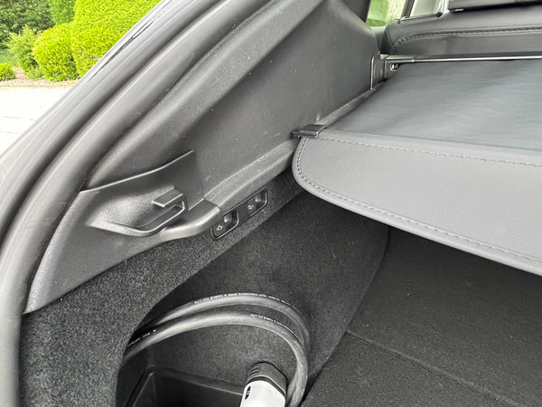Tesla Model Y trunk roller blind - parcel shelf / load compartment cover rollable