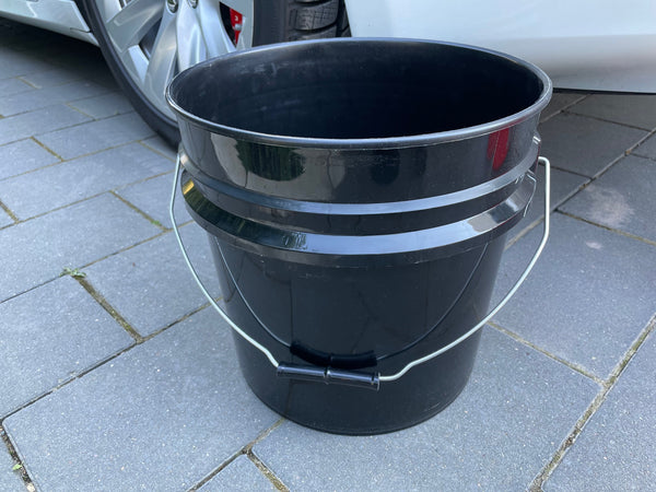 Car wash bucket - 17 liter capacity