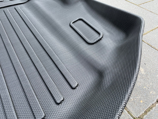 Tesla Model 3 trunk all-weather protective mat - striped design (M3 2021-2023)
