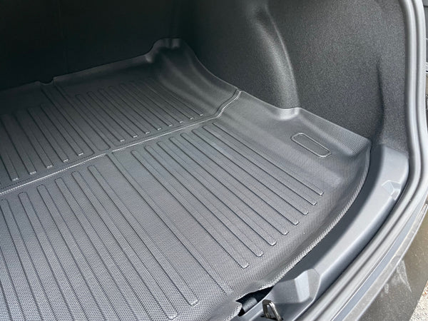 Tesla Model 3 trunk all-weather protective mat - striped design (M3 2021-2023)