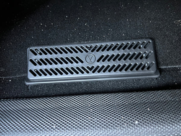 Tesla Model Y ventilation grille for the footwell ventilation - set of 2
