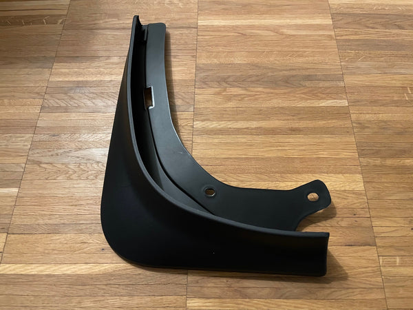 Tesla Model Y dirt deflectors - mud flaps - 4-piece set